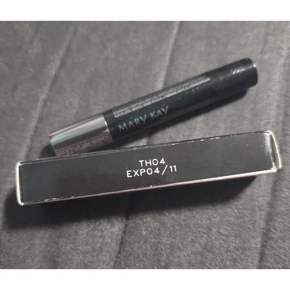 Mary Kay Tinted Lip Balm Sunscreen SPF 15 Poppy 025396